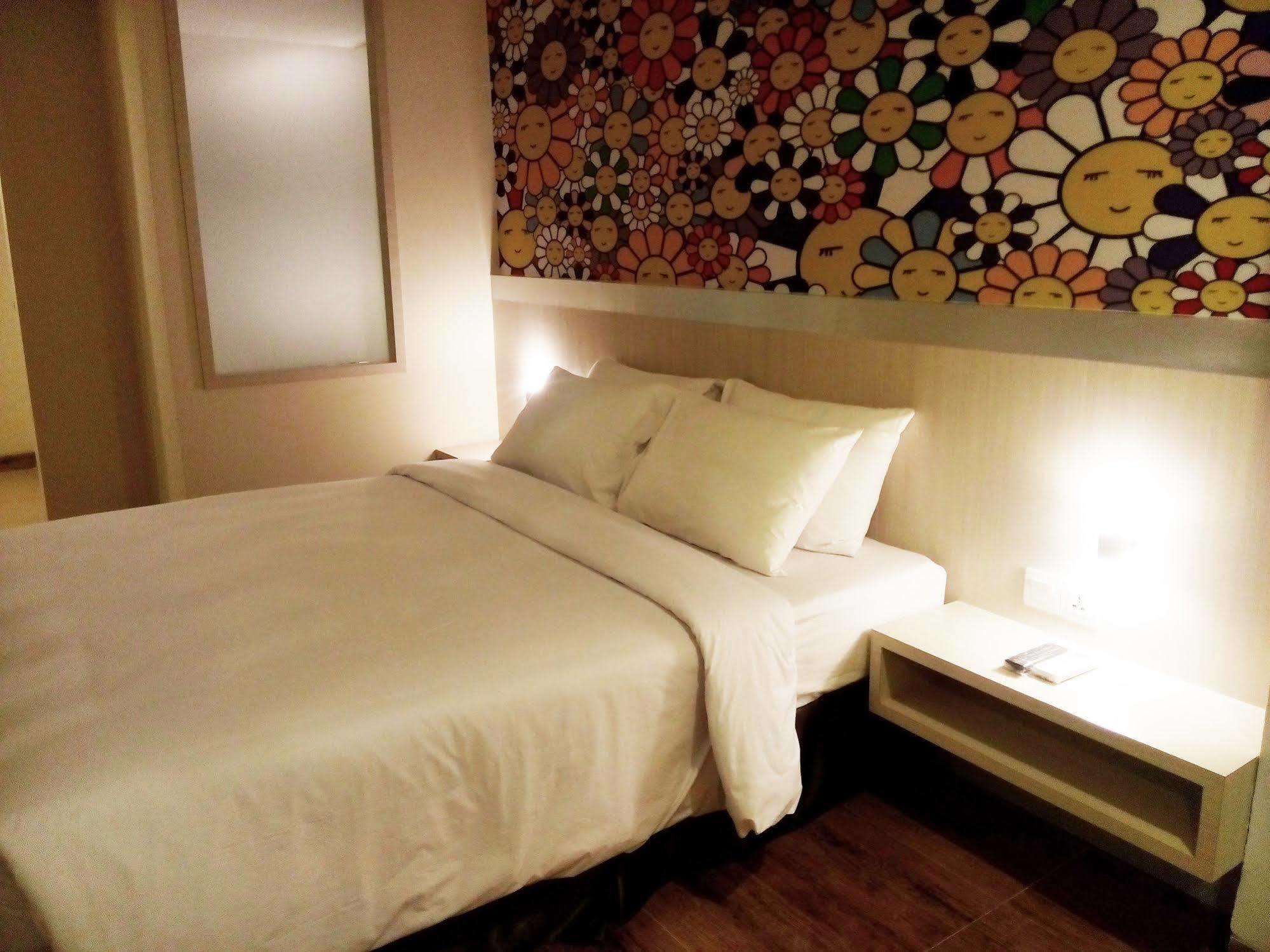 Nite And Day Batam Jodoh Square Hotel Kültér fotó